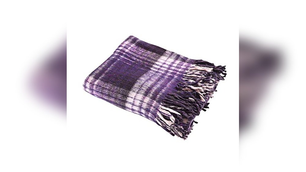 Best Wool Yoga Blanket for Savasana: Cozy Comfort and Support Guide